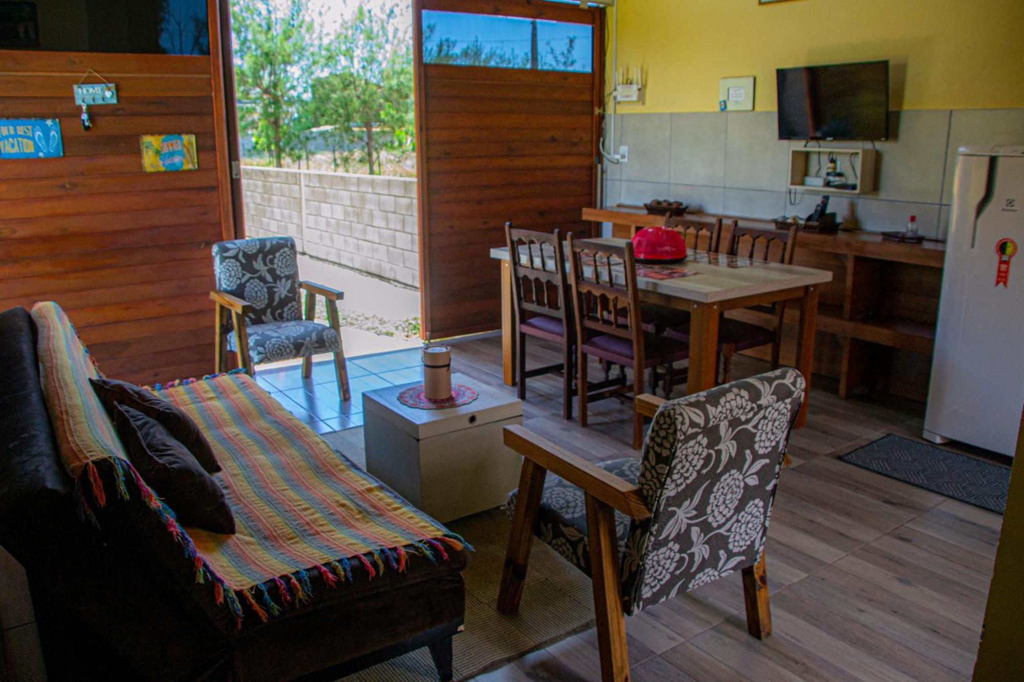 A Casa Amarela - Conforto E Tranquilidade Proximo Ao Mar Balneario Gaivota エクステリア 写真
